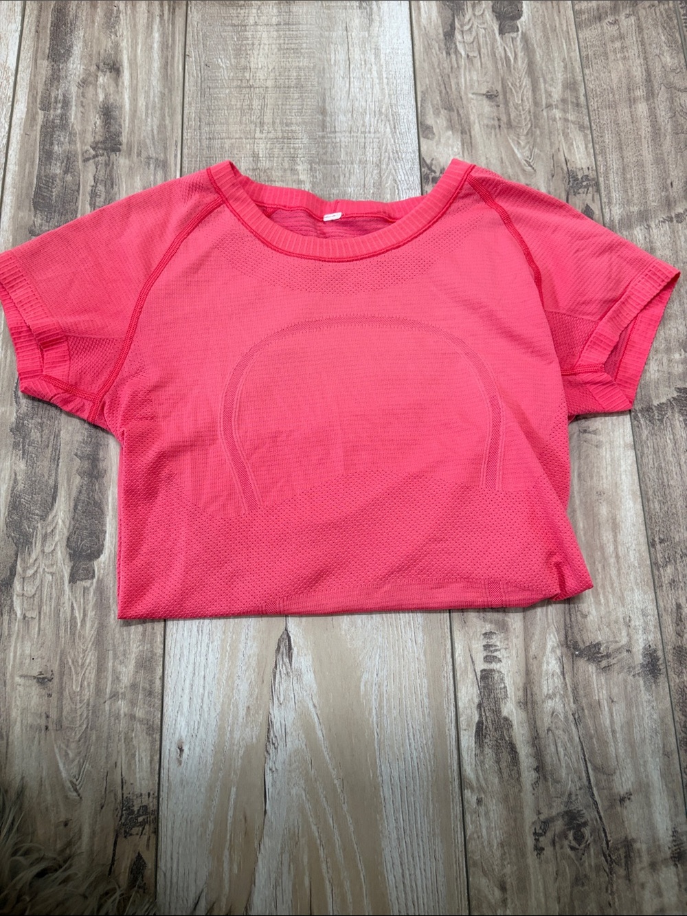 lululemon athletica Coral Pink Short Sleeve Mesh tee